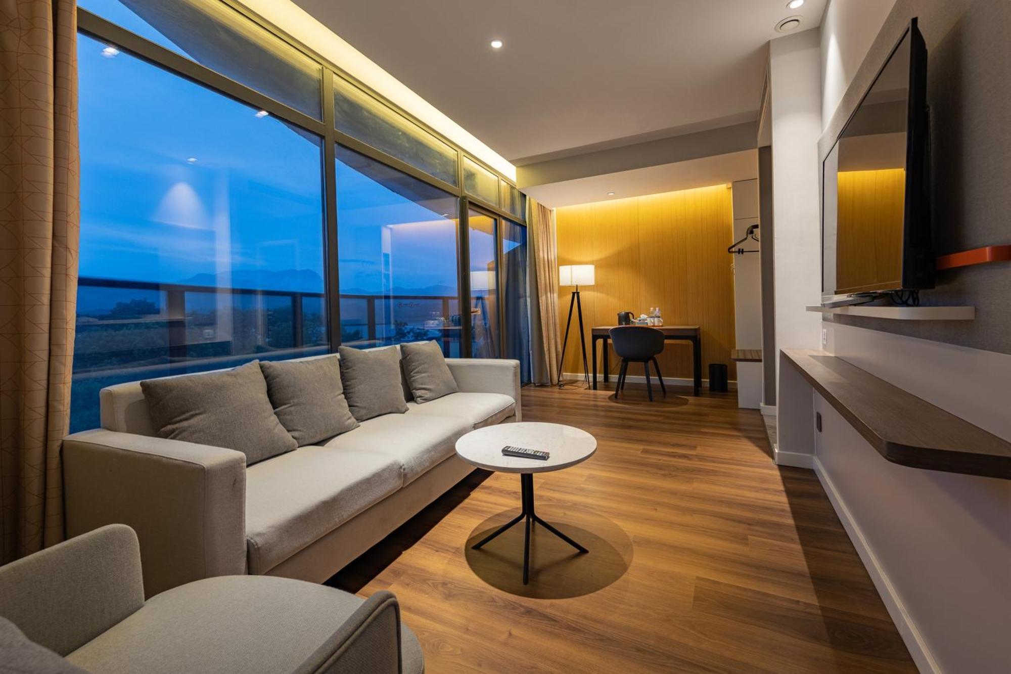 Holiday Inn Express Yichang Riverside By Ihg Extérieur photo